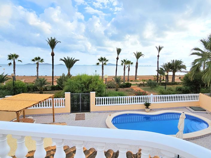 Image No.1-Villa de 4 chambres à vendre à Alicante