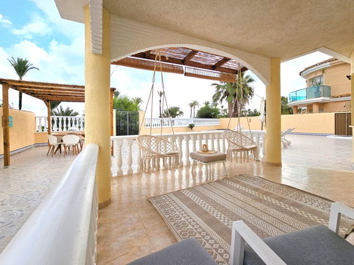 Image No.27-4 Bed Villa for sale