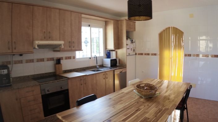 Image No.29-3 Bed Villa for sale