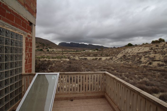 Image No.14-3 Bed Villa for sale