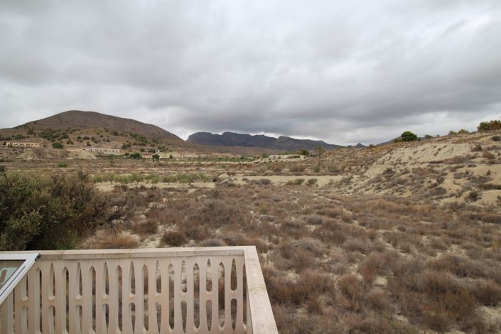 Image No.15-3 Bed Villa for sale