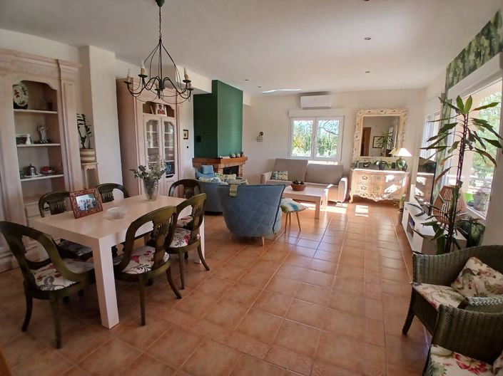 Image No.11-5 Bed Villa for sale