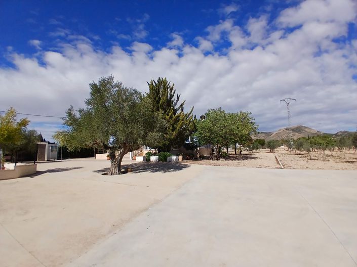 Image No.36-5 Bed Villa for sale