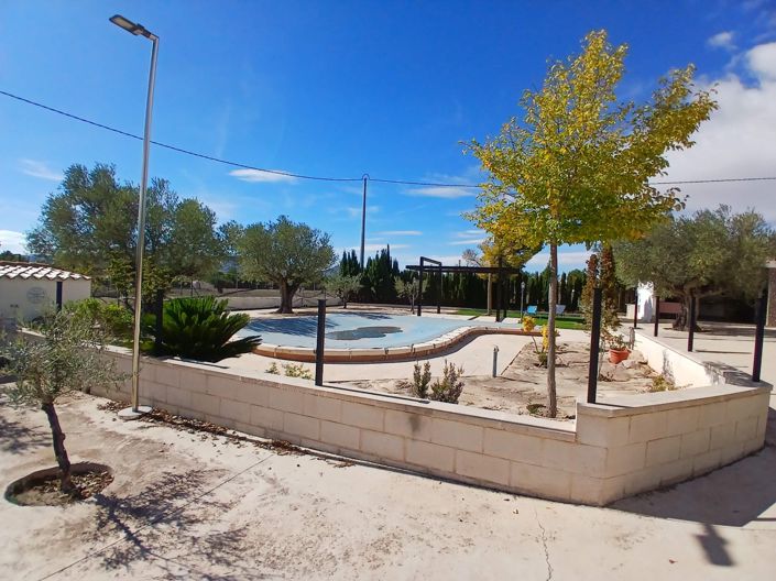 Image No.45-5 Bed Villa for sale