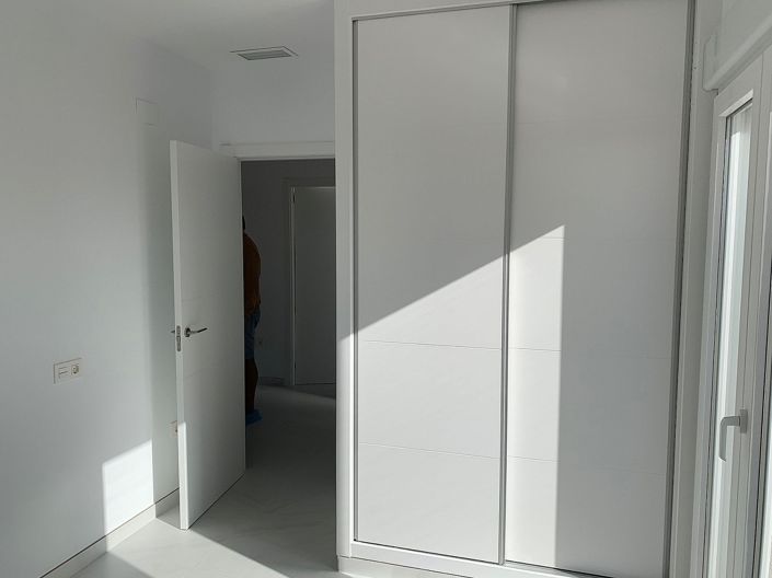 Image No.35-3 Bed Villa for sale