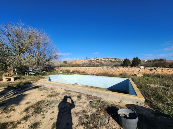 Image No.10-4 Bed Country House for sale