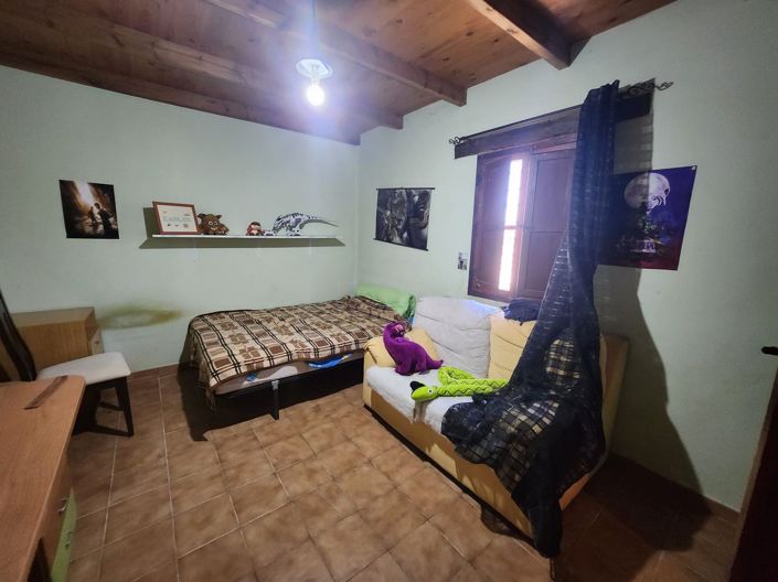 Image No.19-4 Bed Country House for sale