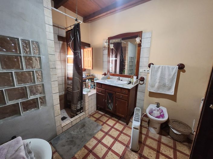 Image No.29-4 Bed Country House for sale