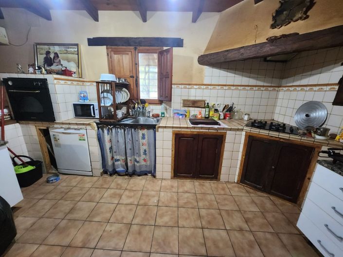 Image No.34-4 Bed Country House for sale