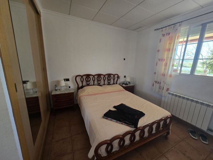 Image No.17-8 Bed Villa for sale