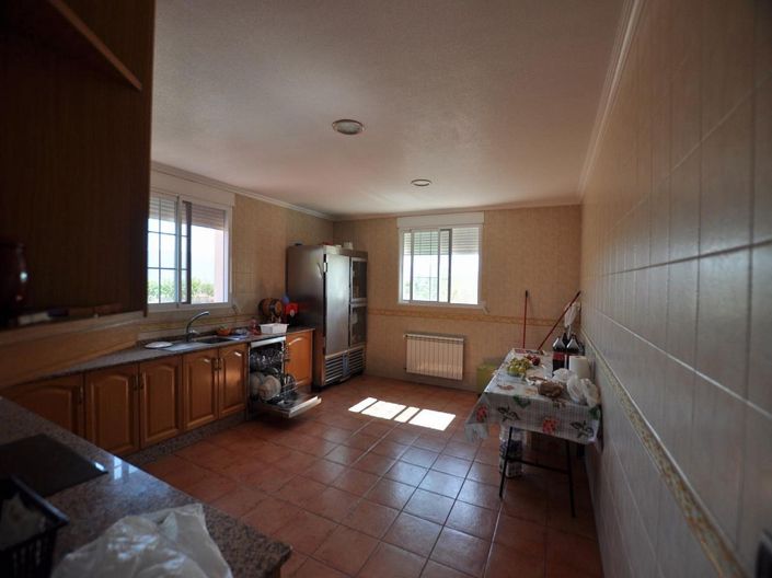 Image No.19-8 Bed Villa for sale