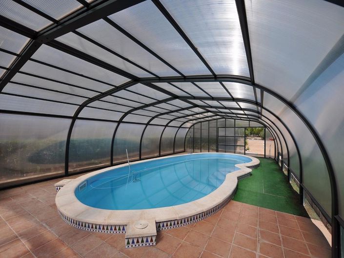 Image No.2-8 Bed Villa for sale