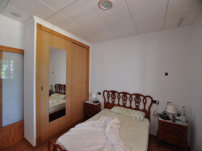 Image No.32-8 Bed Villa for sale