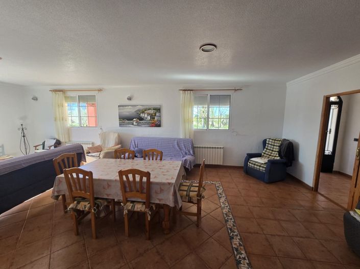 Image No.37-8 Bed Villa for sale