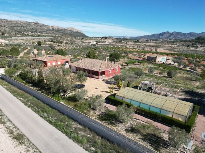 Image No.4-8 Bed Villa for sale