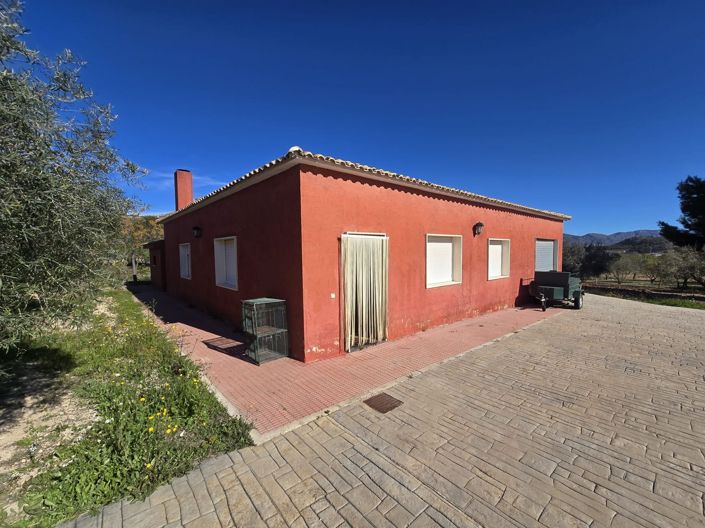 Image No.40-8 Bed Villa for sale