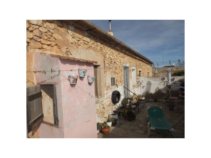 Image No.10-3 Bed Townhouse for sale