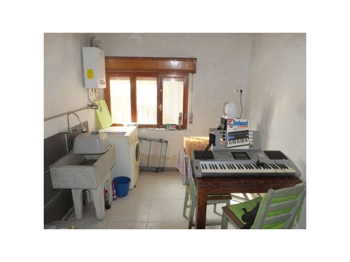 Image No.14-3 Bed Townhouse for sale