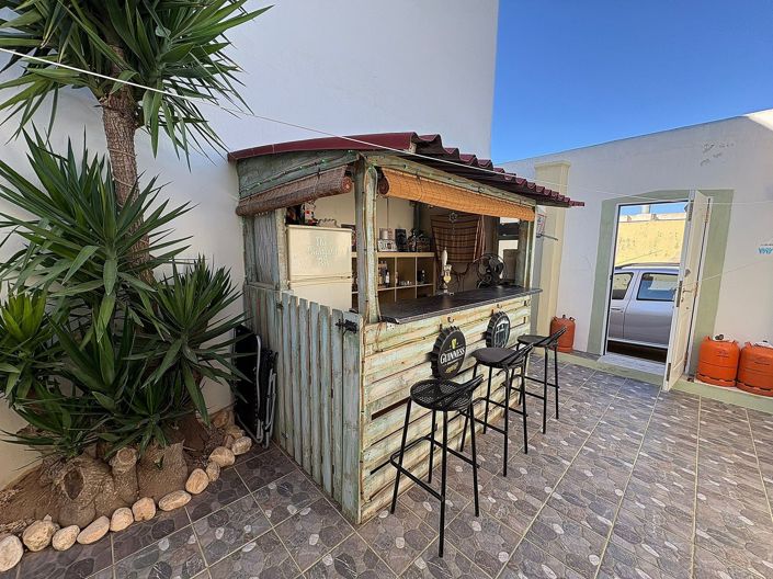 Image No.4-3 Bed Townhouse for sale