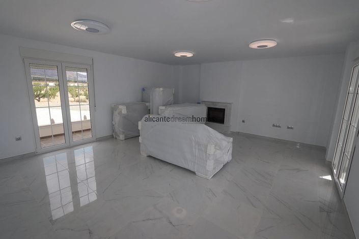 Image No.22-4 Bed Villa for sale