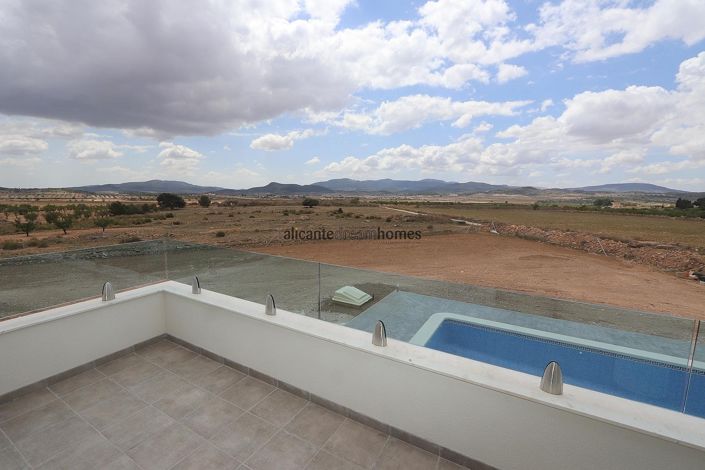 Image No.37-4 Bed Villa for sale