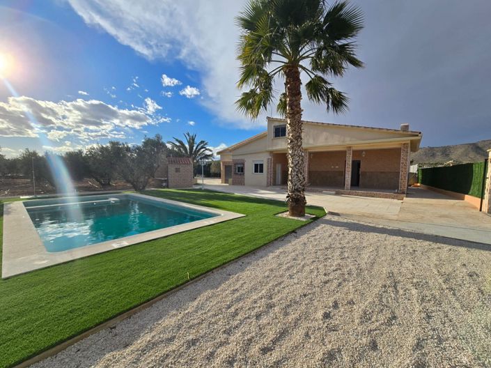 Image No.1-Villa de 3 chambres à vendre à Hondón de las Nieves