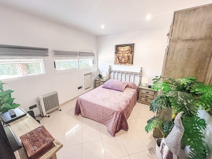 Image No.30-5 Bed Villa for sale