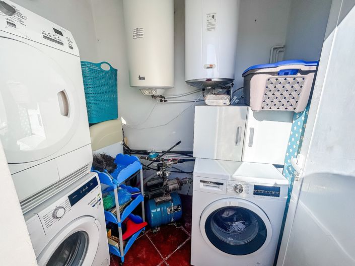 Image No.45-5 Bed Villa for sale