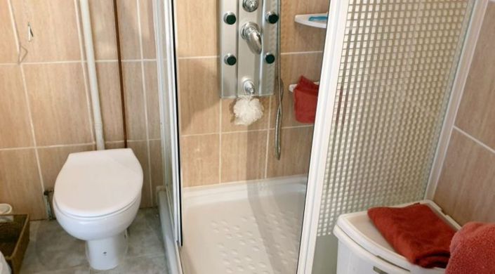 Image No.15-3 Bed Country House for sale