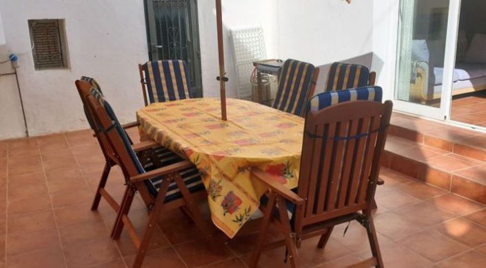 Image No.18-3 Bed Country House for sale