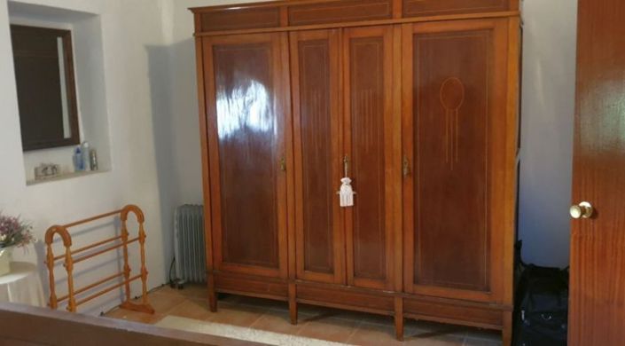 Image No.9-3 Bed Country House for sale