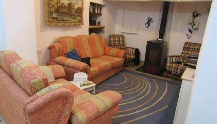 Image No.26-3 Bed House for sale