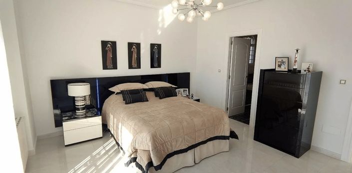 Image No.14-4 Bed Villa for sale