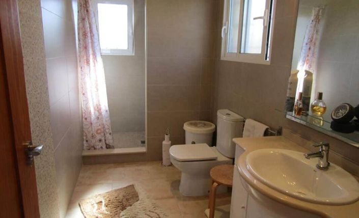 Image No.31-4 Bed Villa for sale