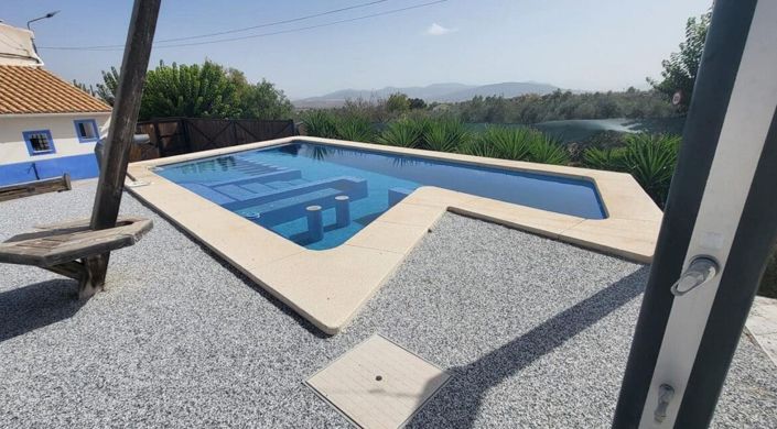 Image No.2-7 Bed Country House for sale