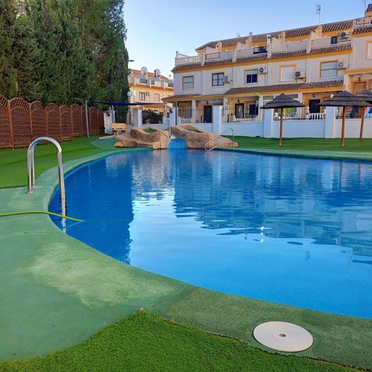 Image No.25-2 Bed Townhouse for sale