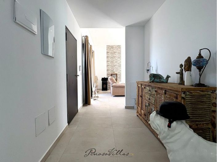 Image No.14-4 Bed Villa for sale