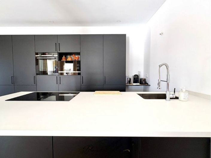 Image No.20-4 Bed Villa for sale