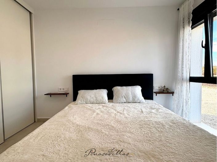 Image No.32-4 Bed Villa for sale