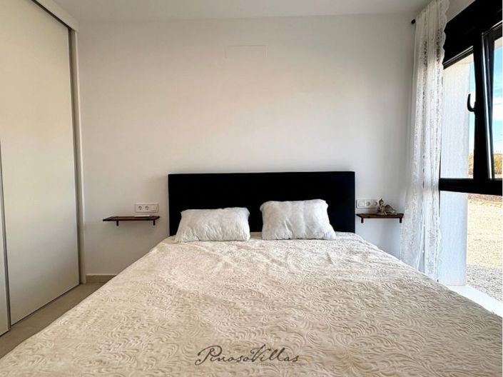 Image No.32-4 Bed Villa for sale