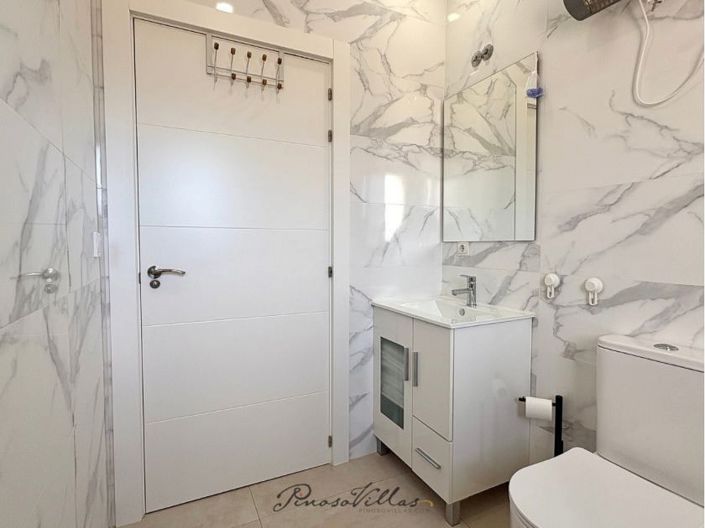 Image No.36-4 Bed Villa for sale