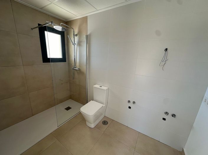 Image No.11-3 Bed Villa for sale