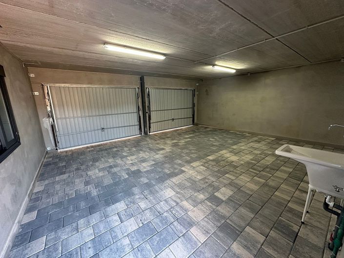 Image No.20-3 Bed Villa for sale