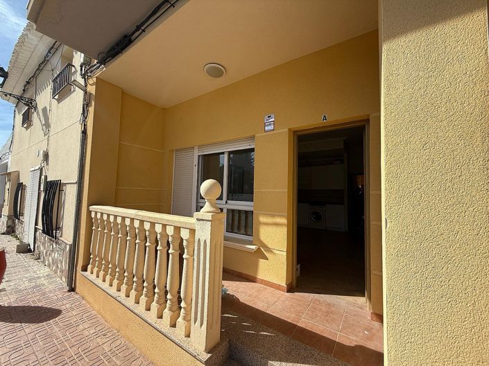 Image No.1-Appartement de 2 chambres à vendre à Canada de la Lena