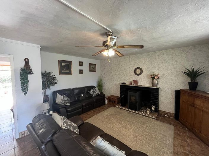 Image No.6-2 Bed Country House for sale