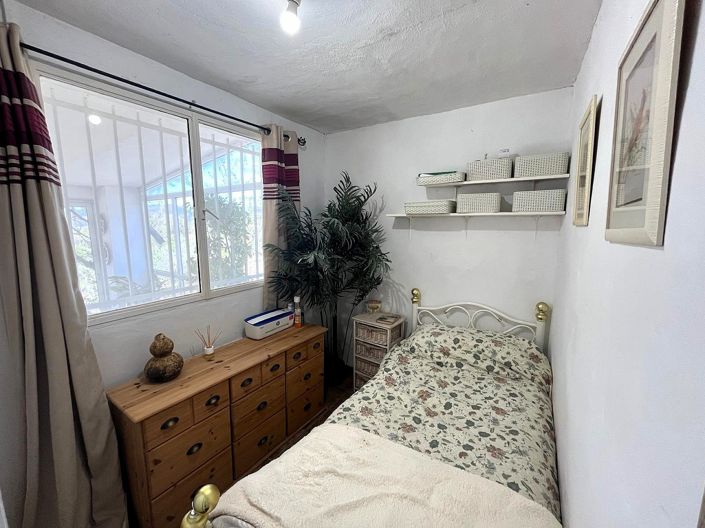 Image No.9-2 Bed Country House for sale