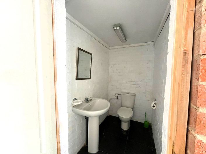 Image No.17-Commercial for sale