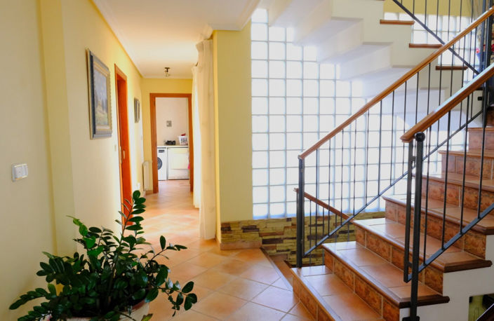 Image No.20-5 Bed Villa for sale