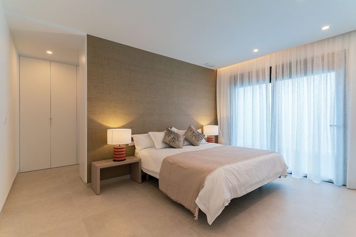 Image No.18-4 Bed Villa for sale