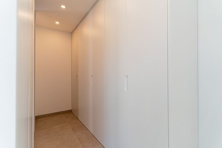 Image No.37-4 Bed Villa for sale